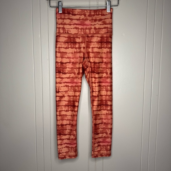 Athleta Elated Printed Capri Leggings - Picture 2 of 14